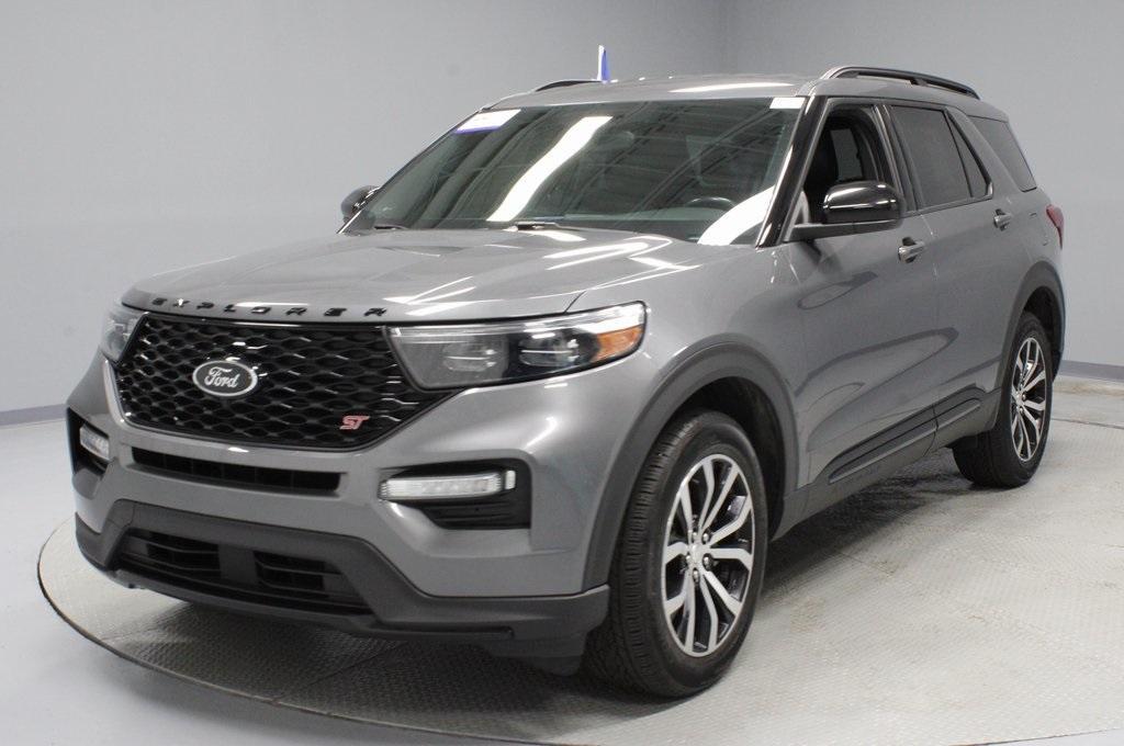 used 2022 Ford Explorer car, priced at $34,616