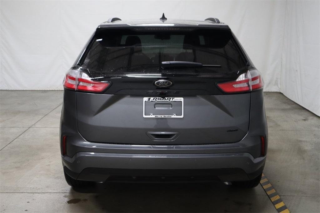 new 2024 Ford Edge car, priced at $33,520