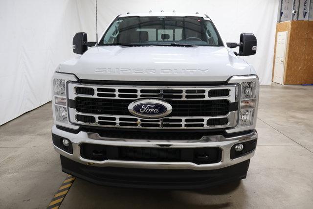 new 2025 Ford F-350 car, priced at $78,265