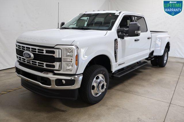 new 2025 Ford F-350 car, priced at $78,265