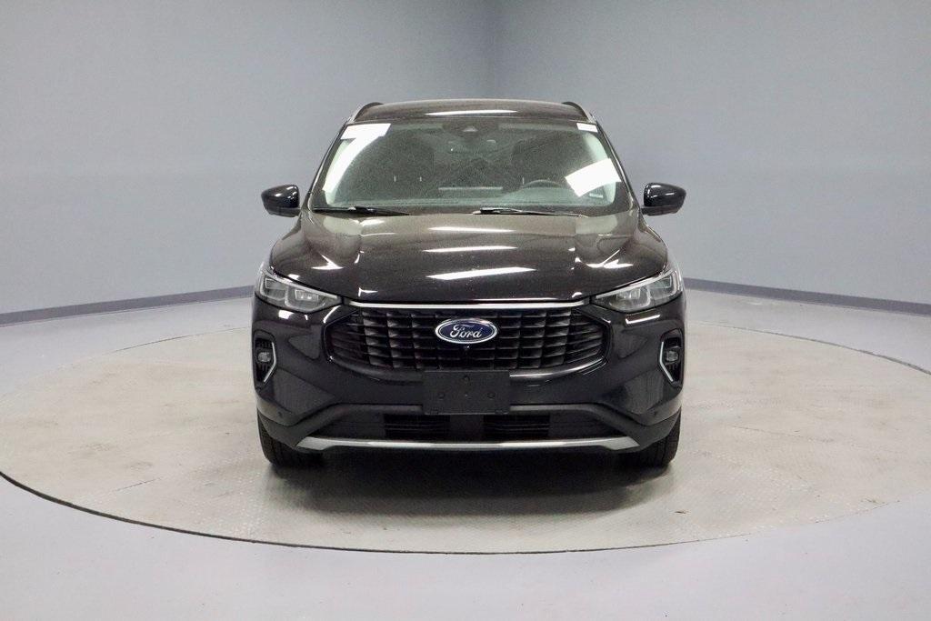 used 2023 Ford Escape car, priced at $22,372