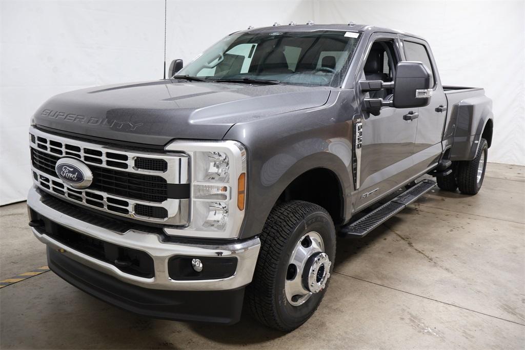 new 2025 Ford F-350 car, priced at $78,750