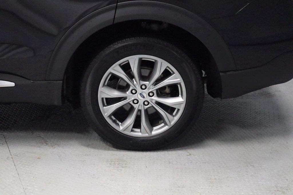 used 2022 Ford Explorer car, priced at $29,128