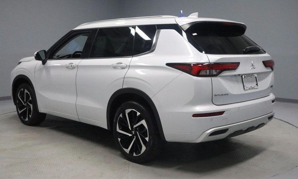 used 2022 Mitsubishi Outlander car, priced at $25,566