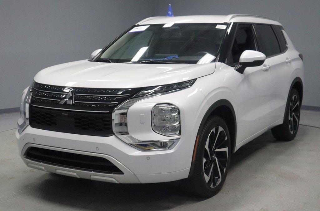 used 2022 Mitsubishi Outlander car, priced at $25,566
