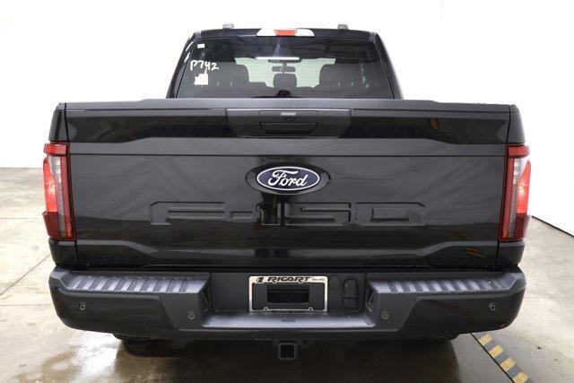 new 2025 Ford F-150 car, priced at $45,305