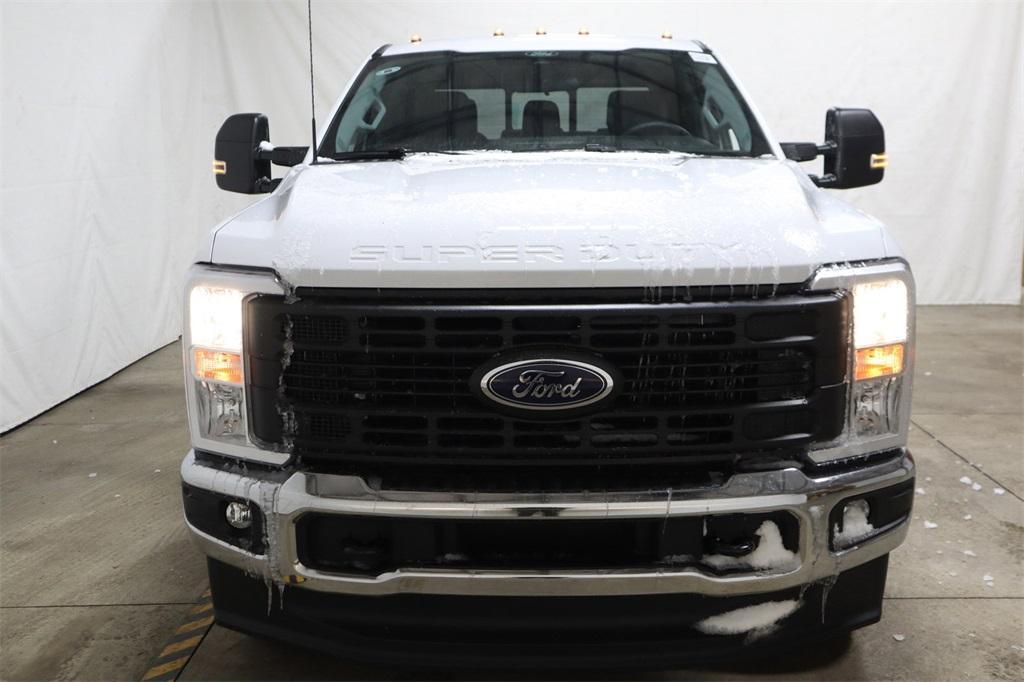 new 2025 Ford F-350 car, priced at $69,275