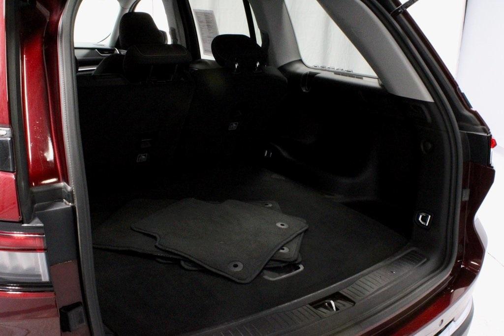 used 2023 Jeep Grand Cherokee car, priced at $27,358