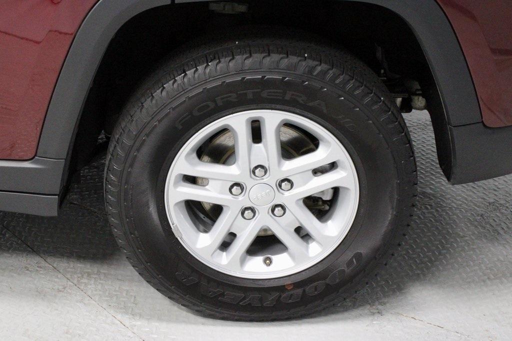 used 2023 Jeep Grand Cherokee car, priced at $27,358