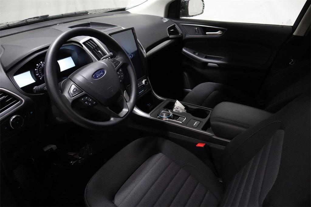 new 2024 Ford Edge car, priced at $33,520