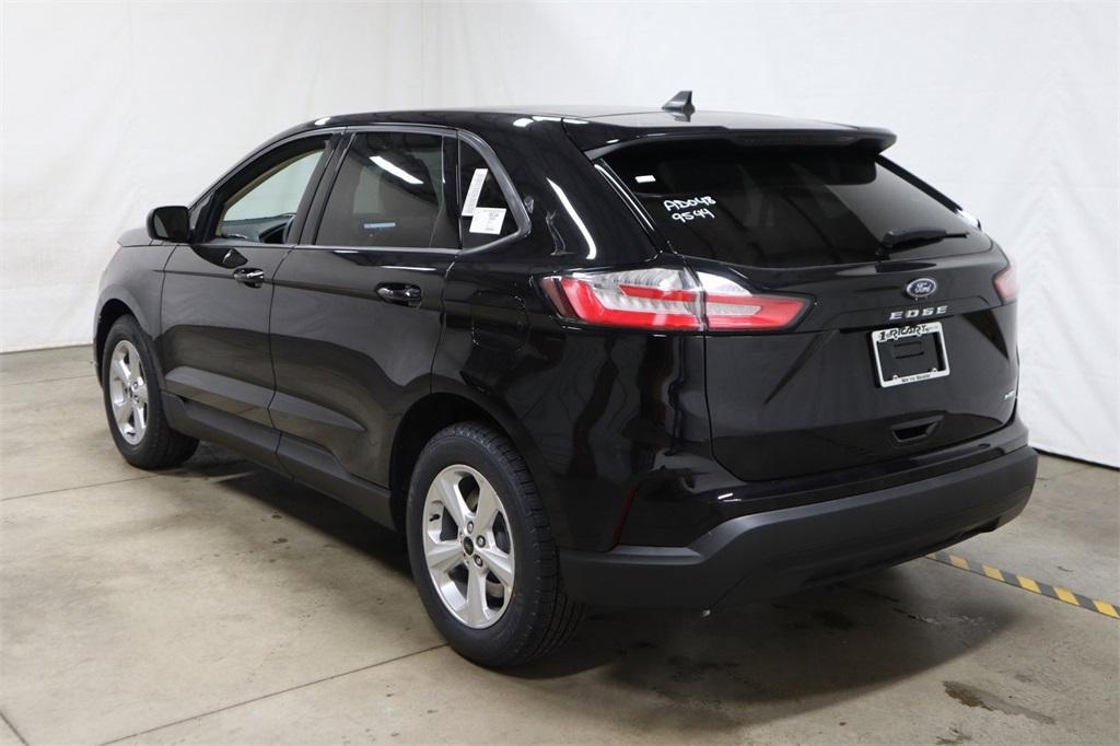 new 2024 Ford Edge car, priced at $38,660