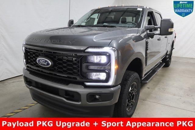 new 2024 Ford F-250 car, priced at $60,725