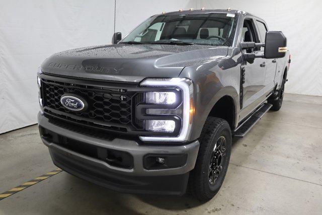 new 2024 Ford F-250 car, priced at $60,725