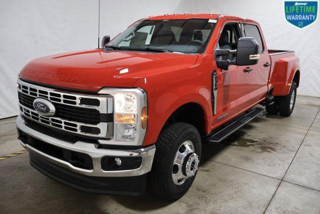 new 2025 Ford F-350 car, priced at $77,265