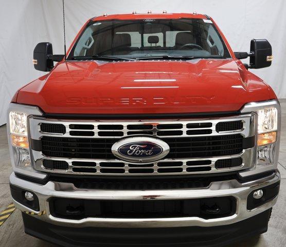 new 2025 Ford F-350 car, priced at $77,265