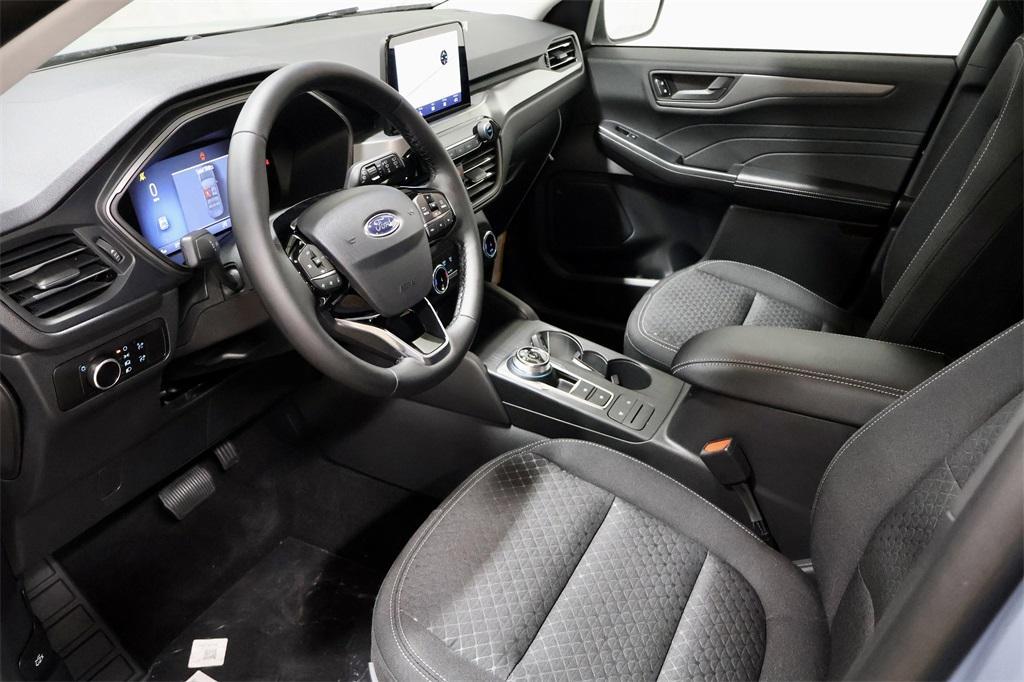 new 2025 Ford Escape car, priced at $28,005