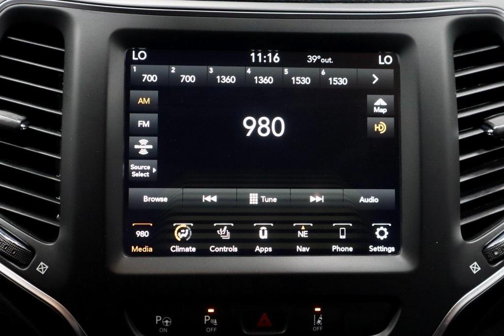 used 2023 Jeep Cherokee car, priced at $22,068