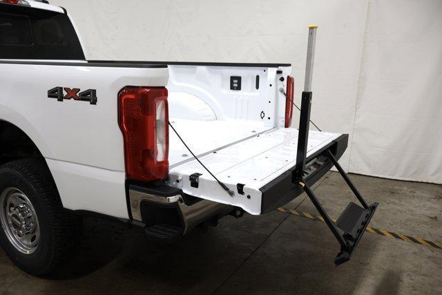 new 2025 Ford F-350 car, priced at $57,760