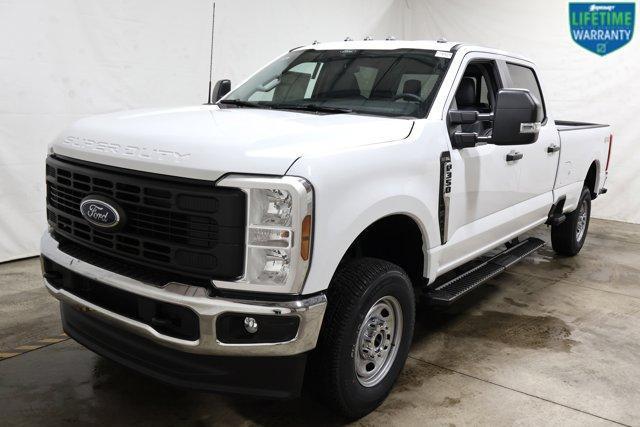 new 2025 Ford F-350 car, priced at $57,760