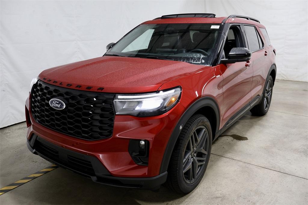 new 2025 Ford Explorer car, priced at $52,925