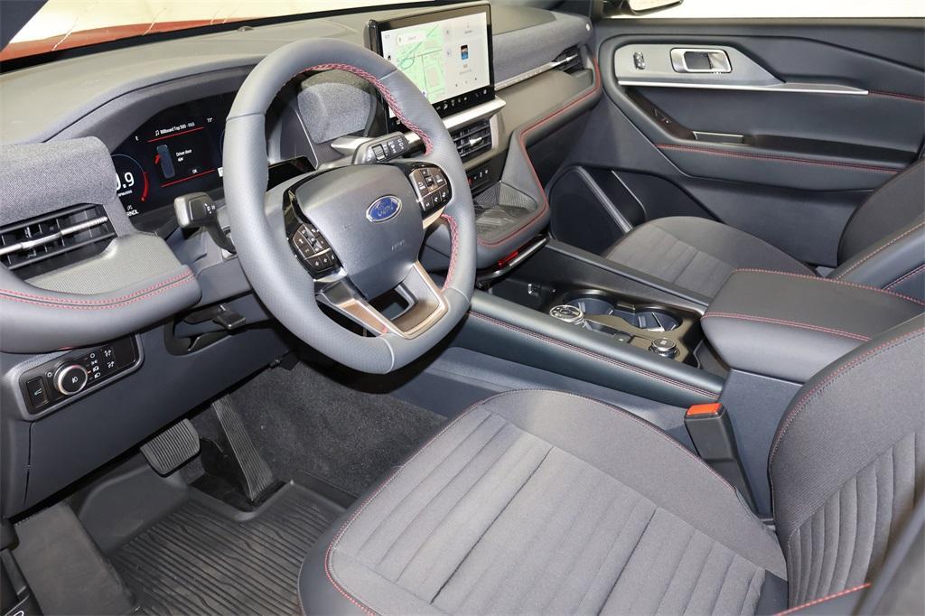 new 2025 Ford Explorer car, priced at $52,925