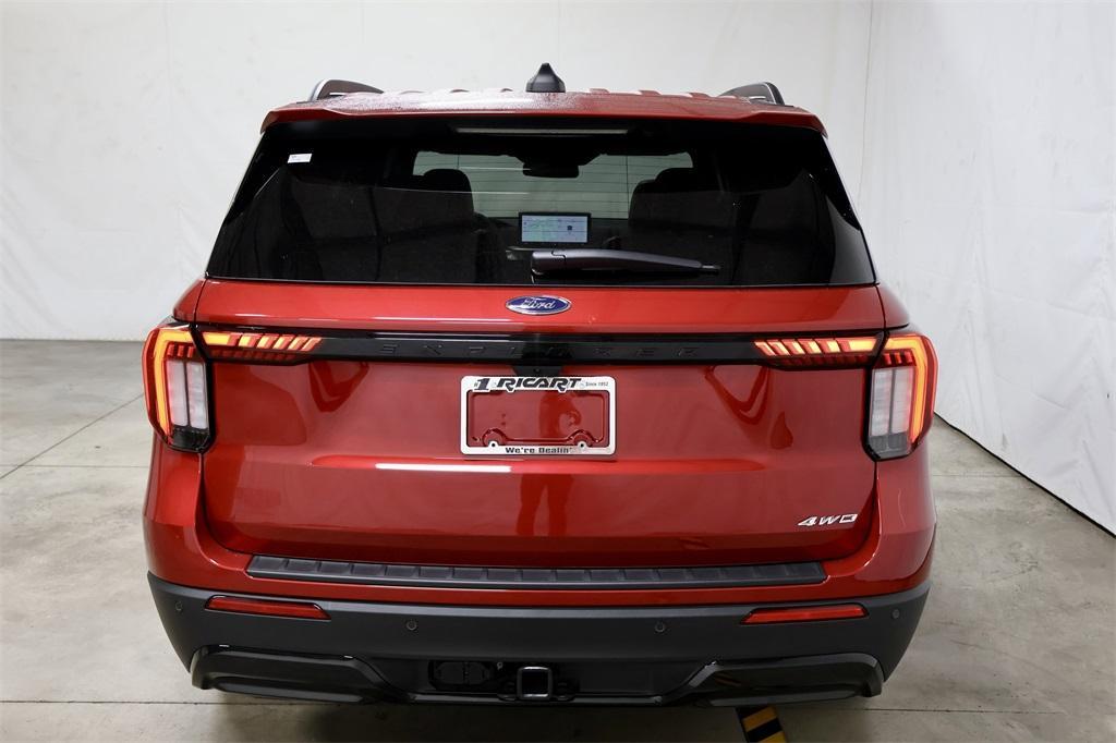 new 2025 Ford Explorer car, priced at $52,925