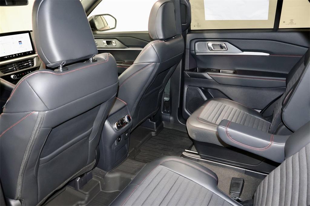 new 2025 Ford Explorer car, priced at $52,925