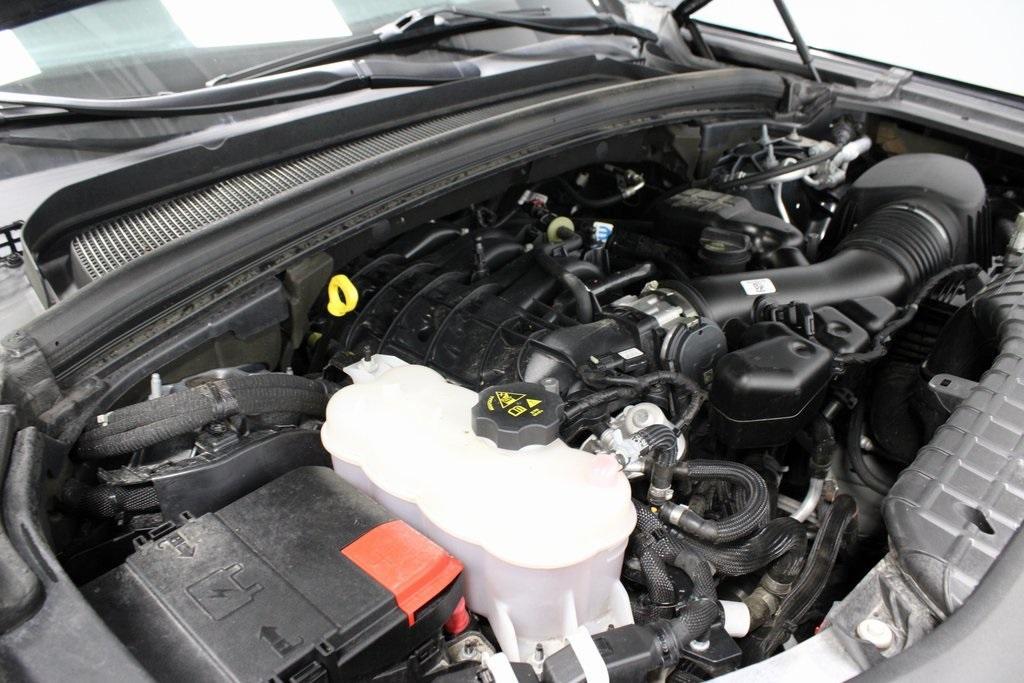 used 2024 Jeep Grand Cherokee L car, priced at $33,405