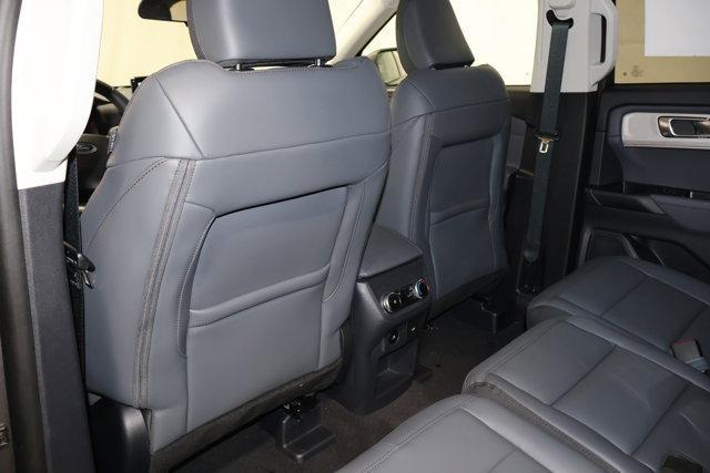 new 2025 Ford Explorer car, priced at $50,480