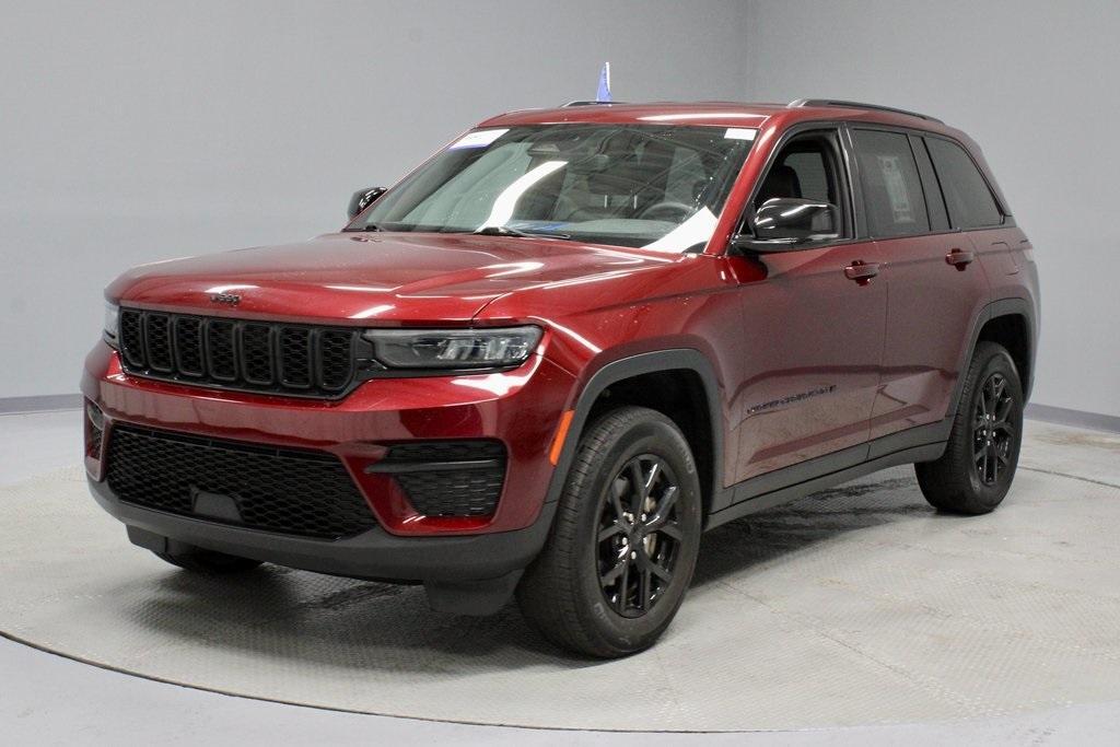 used 2024 Jeep Grand Cherokee car, priced at $30,504