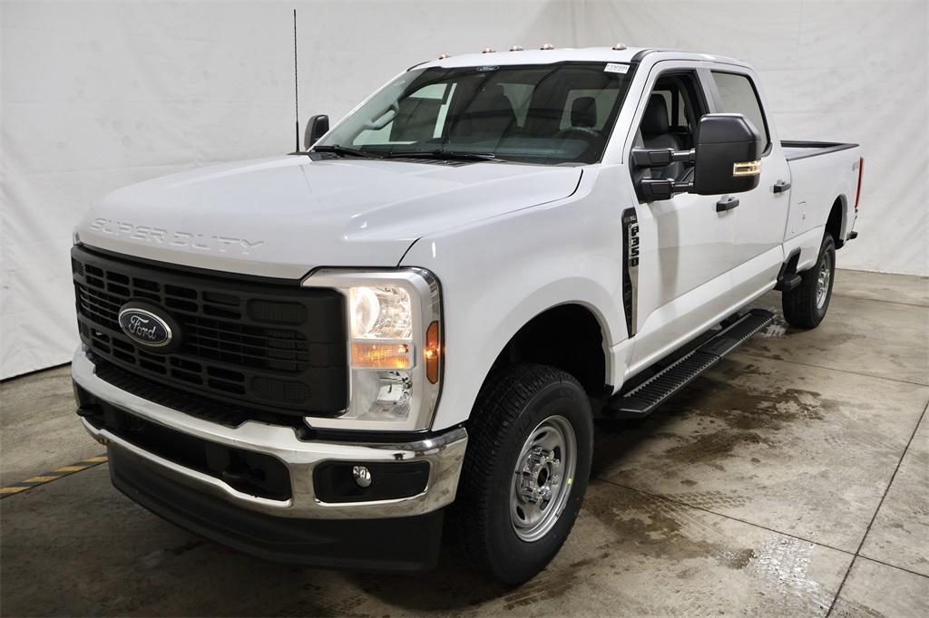 new 2025 Ford F-350 car, priced at $57,760