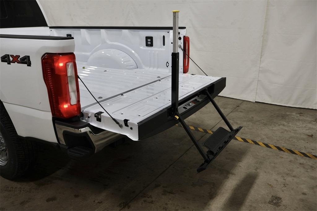 new 2025 Ford F-350 car, priced at $57,760