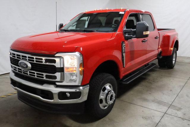 new 2025 Ford F-350 car, priced at $63,025
