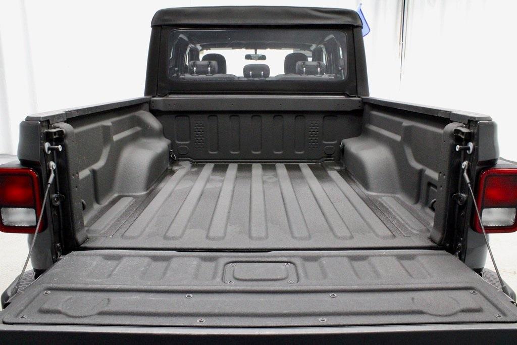 used 2024 Jeep Gladiator car, priced at $35,842