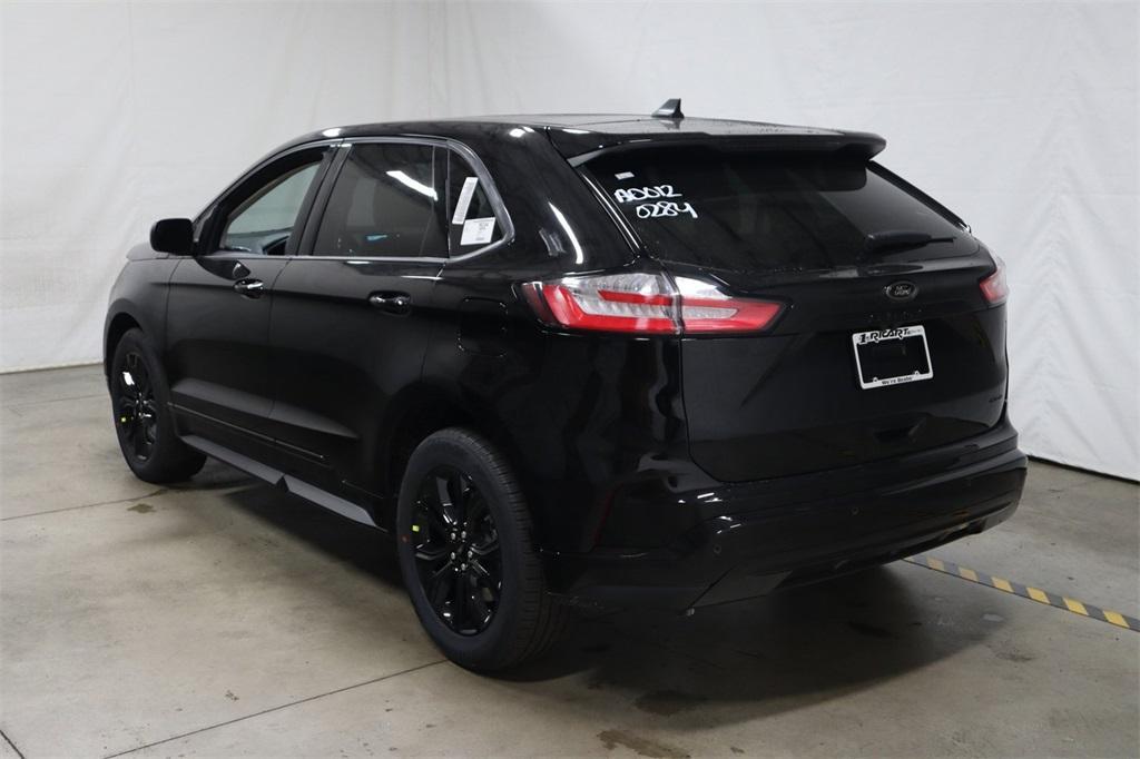 new 2024 Ford Edge car, priced at $39,755