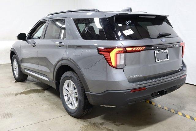 new 2025 Ford Explorer car, priced at $40,850