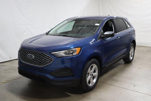 new 2024 Ford Edge car, priced at $35,433