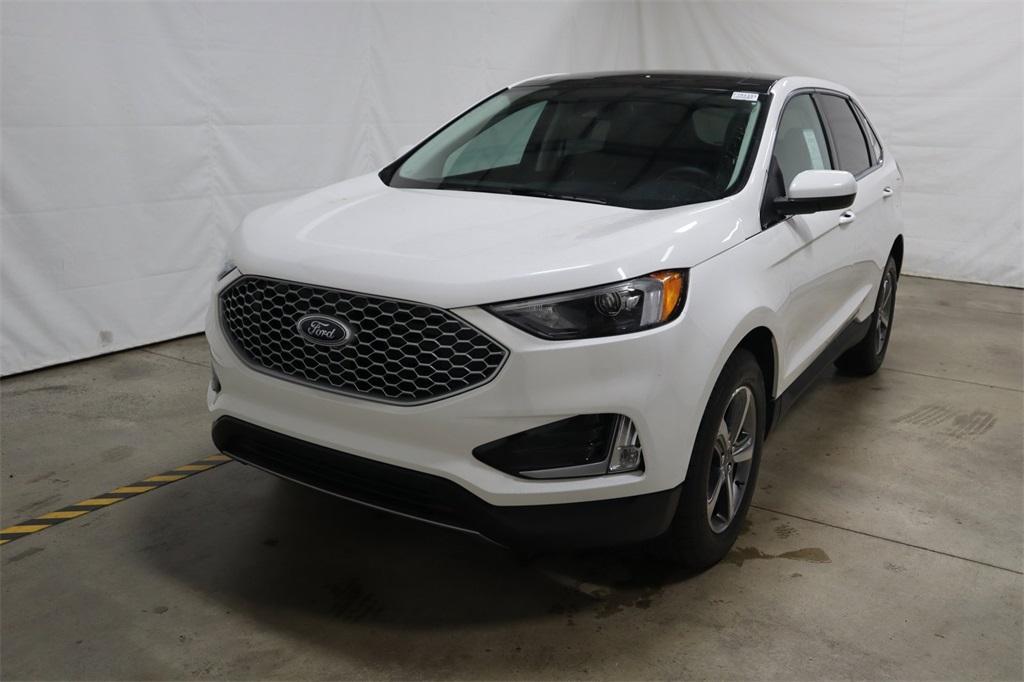 new 2024 Ford Edge car, priced at $40,254