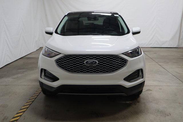 new 2024 Ford Edge car, priced at $41,254