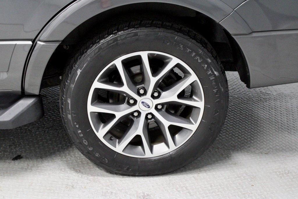 used 2017 Ford Expedition car, priced at $13,741