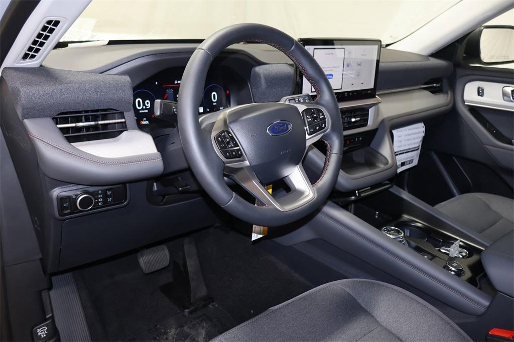 new 2025 Ford Explorer car, priced at $41,745