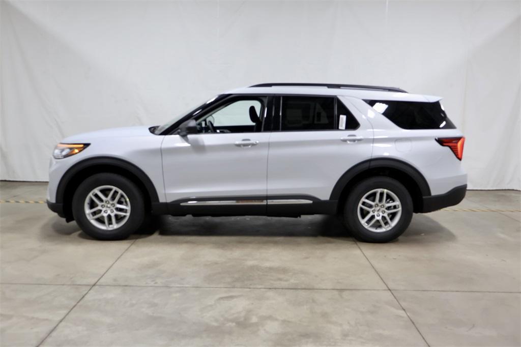 new 2025 Ford Explorer car, priced at $41,745