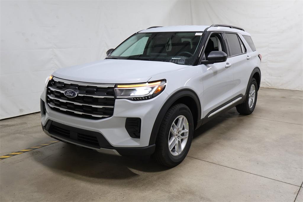new 2025 Ford Explorer car, priced at $41,745