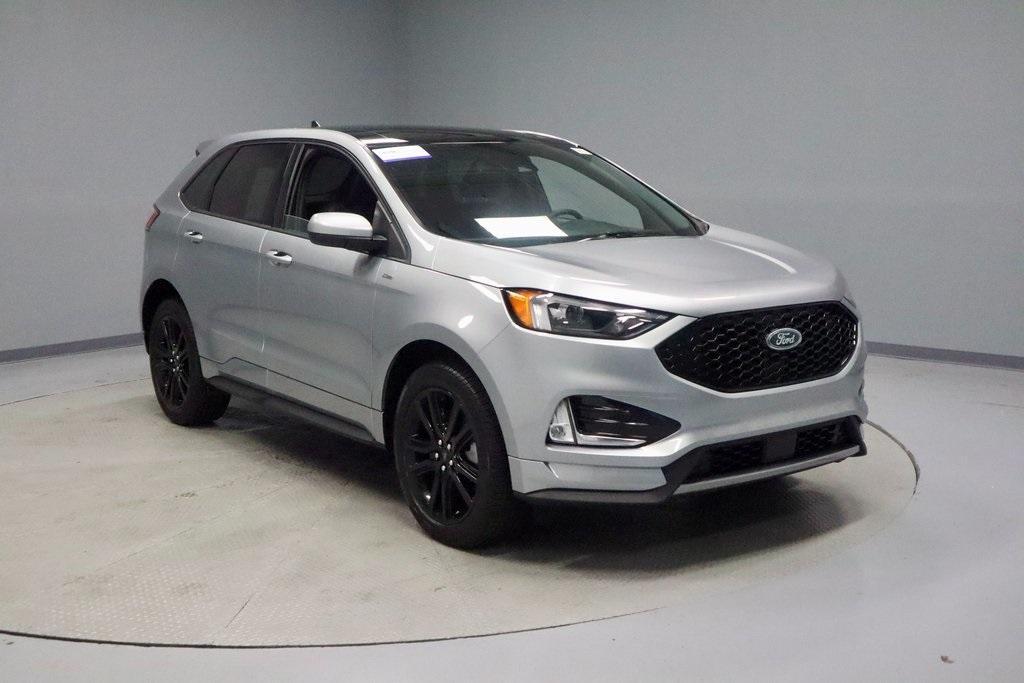 used 2024 Ford Edge car, priced at $32,656