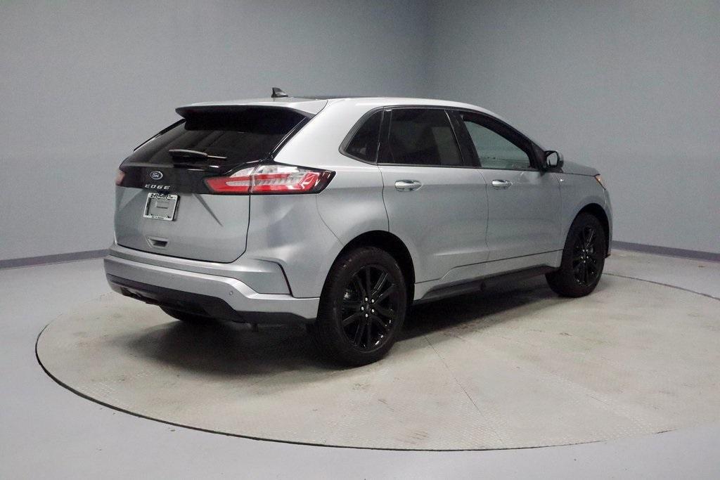 used 2024 Ford Edge car, priced at $32,656