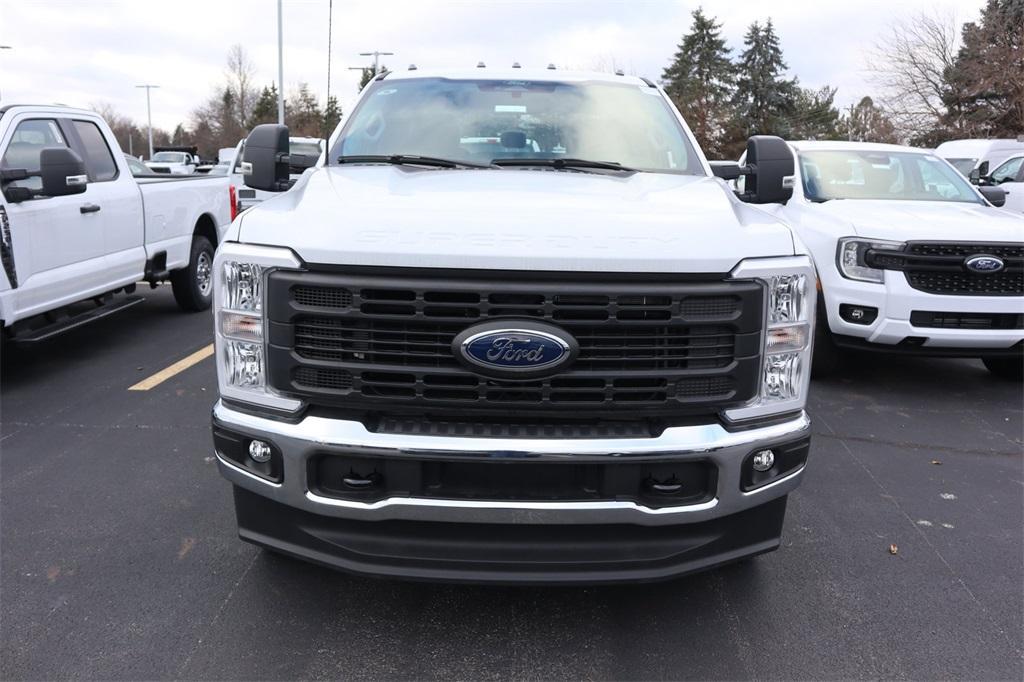 new 2024 Ford F-350 car, priced at $65,255