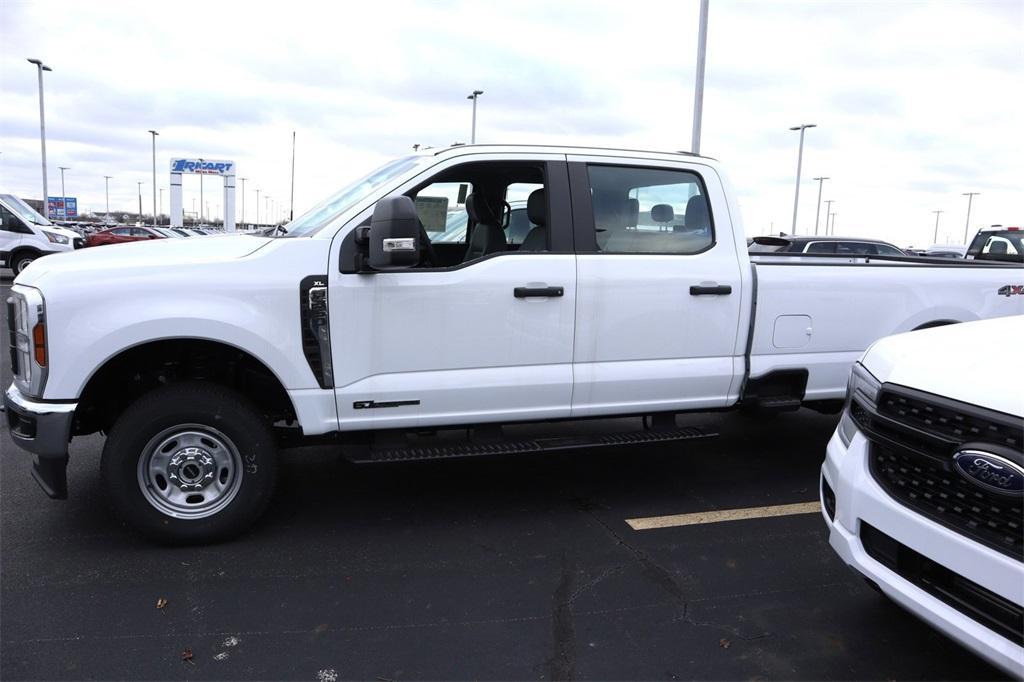 new 2024 Ford F-350 car, priced at $65,255