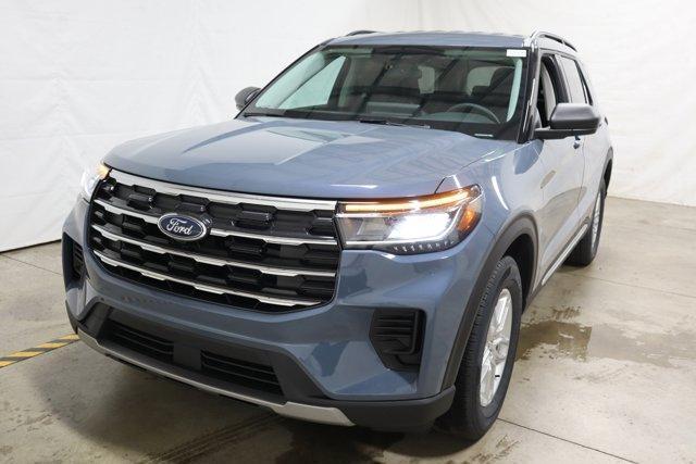 new 2025 Ford Explorer car, priced at $41,545