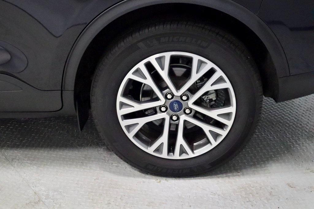 used 2022 Ford Escape car, priced at $25,249