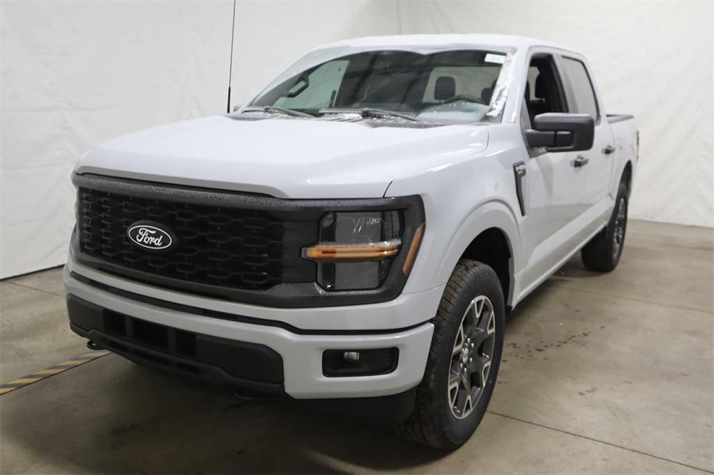 new 2025 Ford F-150 car, priced at $52,940